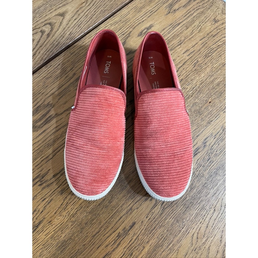 TOMS Corduroy Clemente Slip On Shoes
